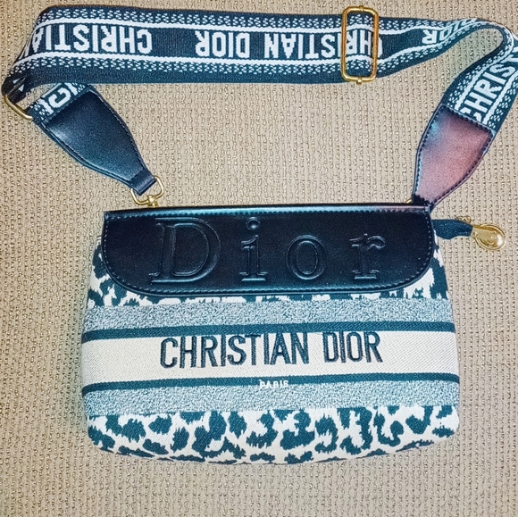 Christian Dior small handbag - Picture 3 of 15